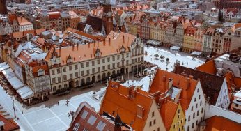 Большая часть украинцев работают в Польше не более полугода: озвучены причины