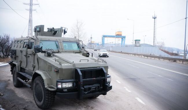Нацгвардія взяла під посилену охорону Київську ГЕС