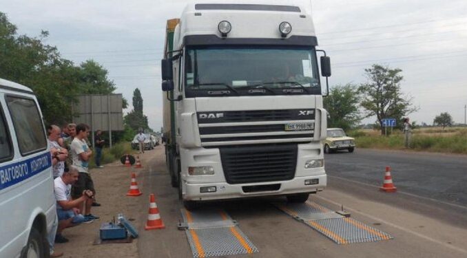 Українським водіям знову загрожують велетенські штрафи
