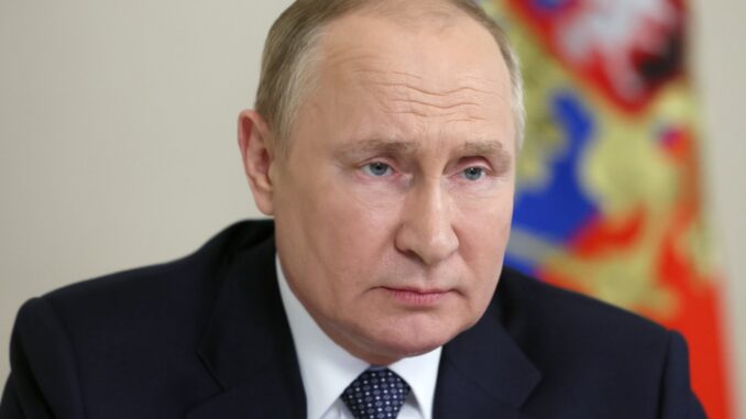 Глобальные рейтинги Путина упали до 20-летнего минимума