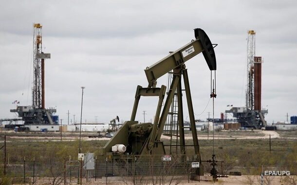 Венгрия готова сама оплатить транзит российской нефти территорией Украины