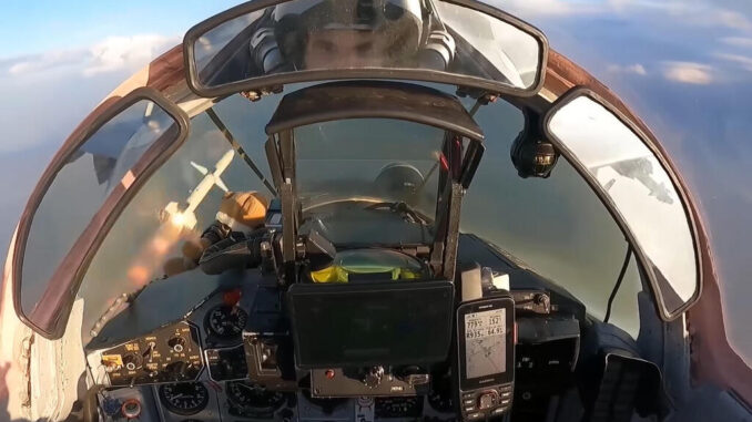 Стало известно как интегрированы высокоскоростные ракеты AGM-88 HARM в самолеты МИГ-29 в Украине