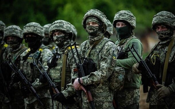 Військова місія ЄС збирається тренувати 15 тисяч солдатів з України