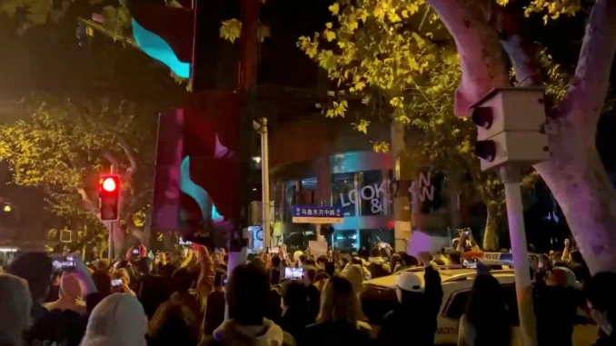 У Китаї протестувальники вимагають відставки Сі Цзіньпіна
