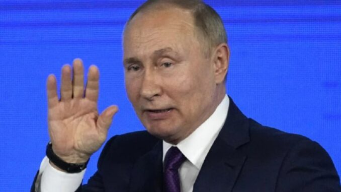 ЕС включит в девятый пакет санкций друзей Путина и российские медиа