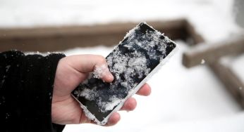 Чому телефон вимикається на морозі та як цьому запобігти?