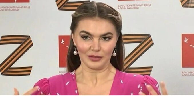 У любовницы Путина Алины Кабаевой нашли самую большую квартиру в России площадью 2600 кв. метров. ФОТО