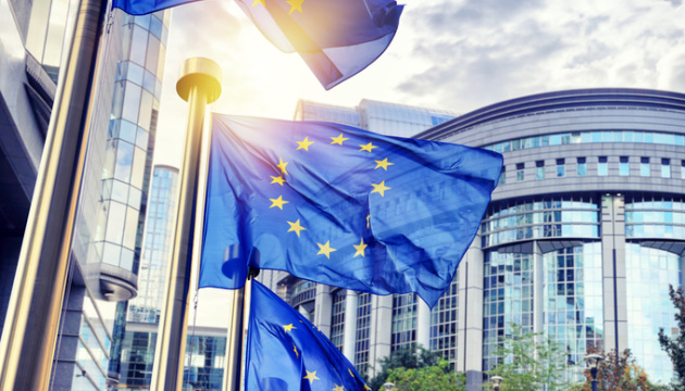 У ЄС можуть продовжити тимчасовий захист українцям