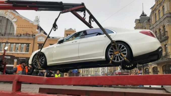 В Україні планують заборонити евакуацію автомобілів під час війни