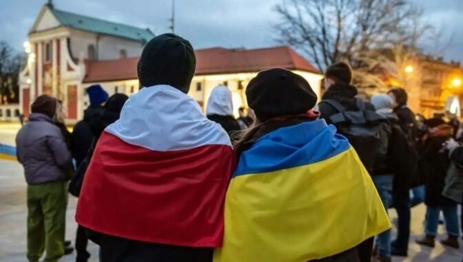 Біженці в Польщі можуть отримати від 25 тисяч грн: як оформити виплати