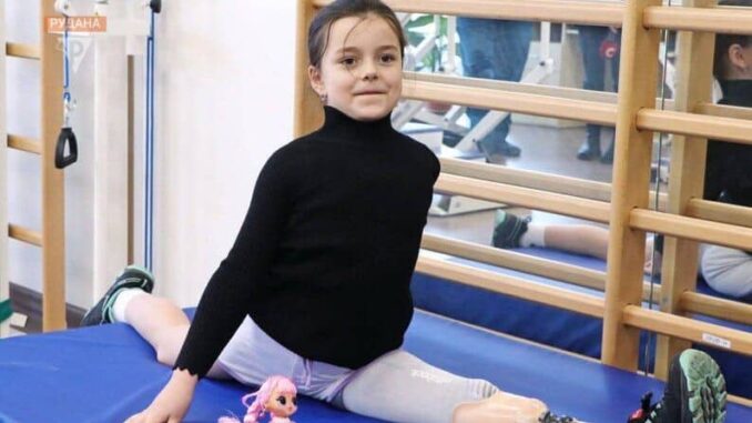 Шестирічна гімнастка втратила ногу через російський ракетний обстріл: сила та відвага Саші Паскаль