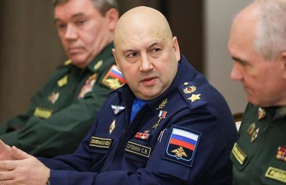 Суровікіна позбавили повноважень, його долю ще вирішують, - ГУР