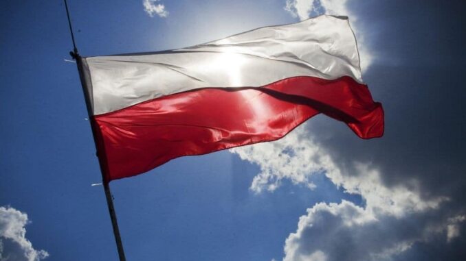 Російська розвідка хоче створити у Польщі агентурну мережу проти влади