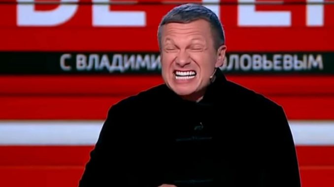 Соловйов звільнив свого пропагандиста, який назвав Захарову "п'яною шм*рою"