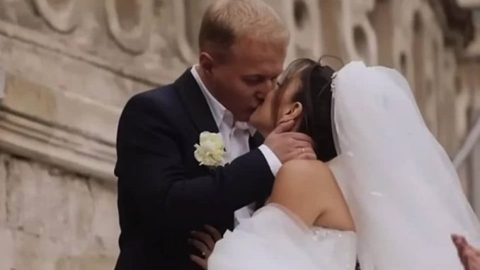У Львові вручили повістку екс-прокурору Ільницькому, який відгуляв елітне весілля