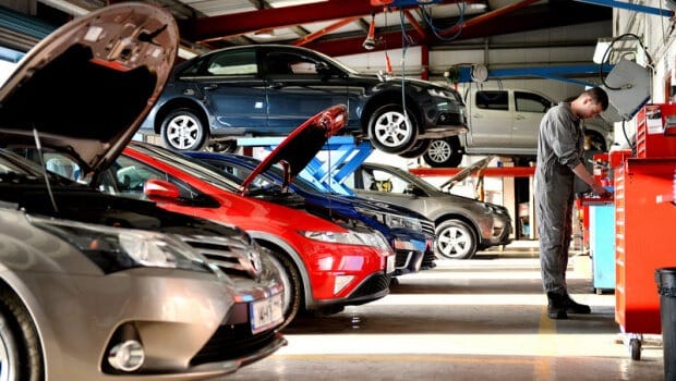 Тормозні колодки: як зрозуміти, що настав час їх міняти і уникнути аварії