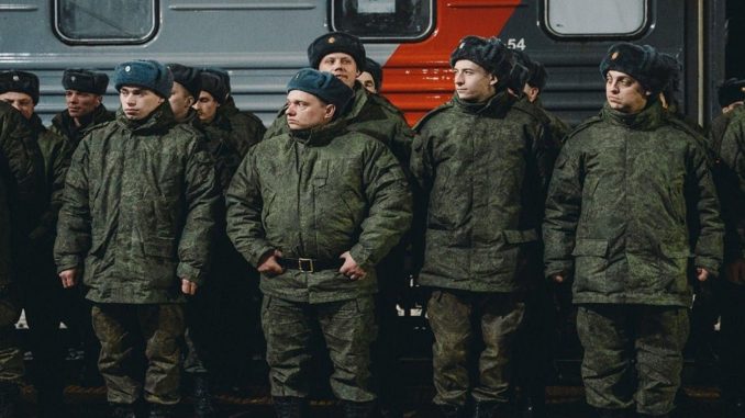 Нехай народжують дітей: в Росії хочуть заборонити росіянкам здобувати вищу освіту