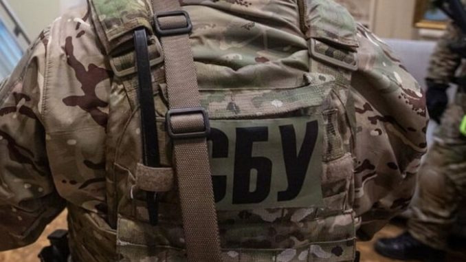 СБУ викрила ділка, який хотів вивезти з України комплектуючі до вертольотів Мі-8