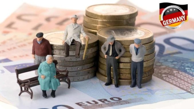 Українці у Німеччині можуть отримувати німецьку пенсію: стали відомі умови