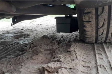 В Одесі під автівку артиста театру невідомі заклали вибухівку