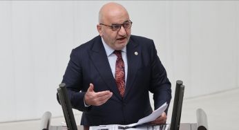 У Туреччині депутат не пережив серцевий напад під час антиізраїльської промови