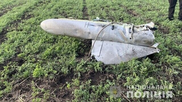 Ворожа ракета типу Х-59, збита в небі над Донеччиною, фото - Нацполіція