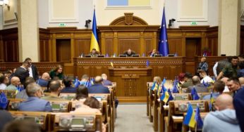 “Це відверто дістало”: що відбувається у Раді та чому нардепи хочуть скласти мандати