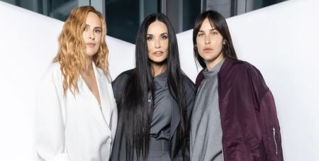 Демі Мур показала нові знімки з дорослими доньками від Брюса Вілліса