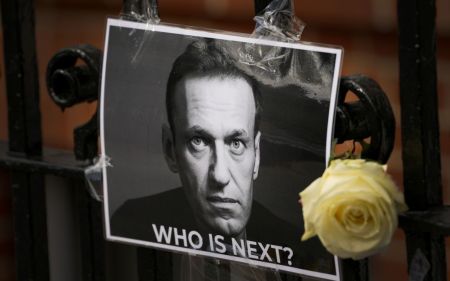 Епопея з тілом Навального закінчилася: що відомо про похорон