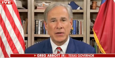 Згадує Путіна: в мережі завірусився DeepFake-ролик губернатора Техасу (відео)