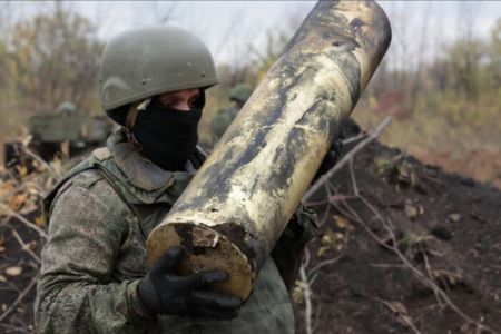 Росія відчуває нестачу снарядів – Reuters