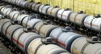 Рекордні прибутки на війні: скільки Польща заробляє на бензині для України