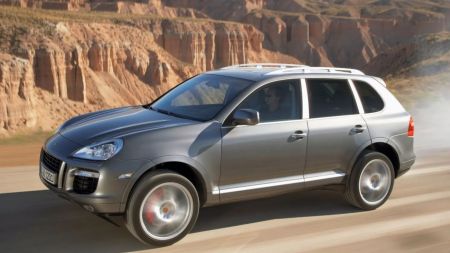 Названо топ-5 авто, які залишать вас без грошей: лідер неабияк здивував