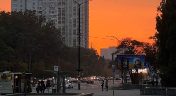 Європу вже накрило: в Україну прямують хмари пилу із Сахари, деталі (фото)