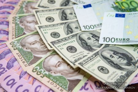 “Алло, вас турбує податкова!” З 25 березня українці почнуть отримувати “дзвінки щастя” від ДПС