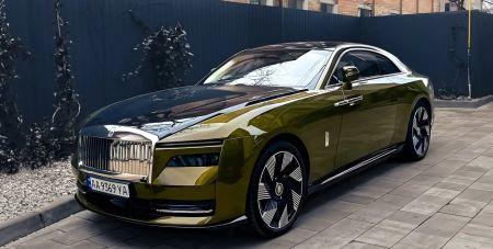 В Україні помітили перший електромобіль Rolls-Royce за $600 000
