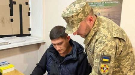 Вимагав скасувати штраф: мешканець Луцька подав у суд на ТЦК і виграв справу