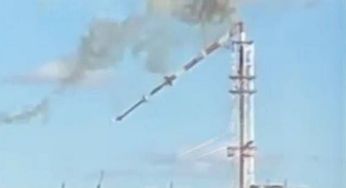 Розламалася і впала: фото і відео наслідків удару РФ по телевежі в Харкові