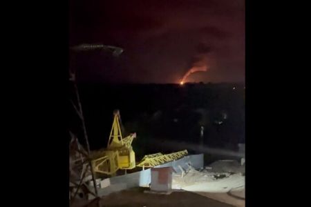 У Смоленській області РФ горять два паливно-енергетичні об’єкти