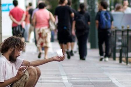 Профспілки Італії б’ють на сполох через абсолютне зубожіння населення