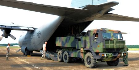 “Переважна підтримка”: допомогу Україні в Конгресі затвердять цього тижня, — Тернер