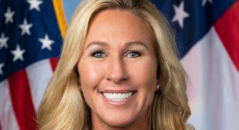 Соратниця Трампа назвала спікера Джонсона «зрадником» США