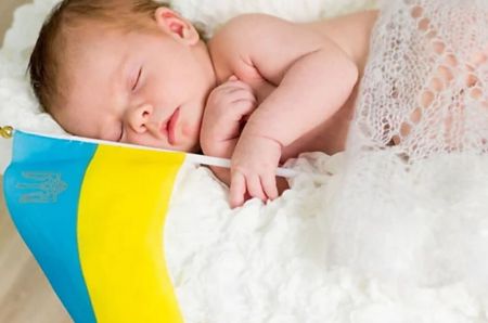 Україна зникає: В країні найгірший показник народжуваності за останні 300 років