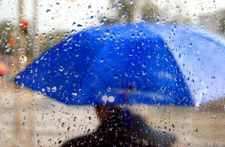 Україну накриють дощі з грозами: карта погоди на вихідні та наступний тиждень