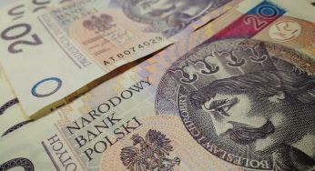 Курс валют на 1 квітня: скільки коштують долар, євро і злотий