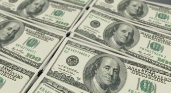 Курс валют на 2 квітня: скільки коштують долар, євро і злотий