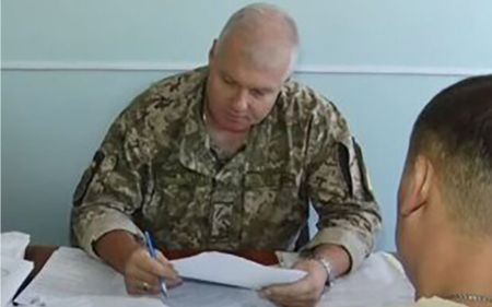 Придатних для служби поділять на категорії: хто воюватиме, а хто ні