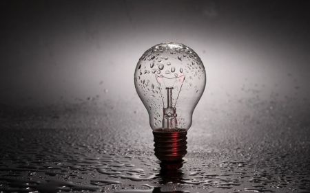 Не тільки восени: в “Укренерго” повідомили, що українці сидітимуть буз світла роками