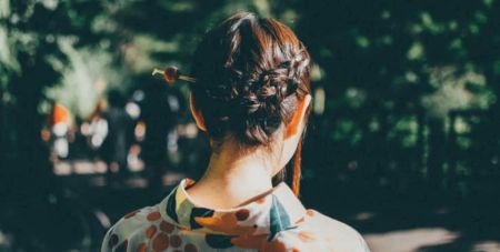 Жінка вкрала 11-річну дівчинку, щоб виховати її як ідеальну дружину для свого сина