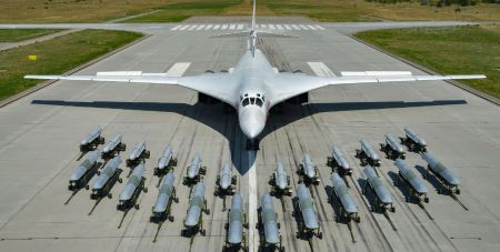 Петляли, щоб втекти від ППО: по яких цілях летіли ракети і дрони РФ 8 травня (інфографіка)